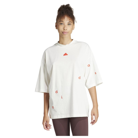 Adidas Γυναικεία κοντομάνικη μπλούζα Embroidered Loose Tee Adidas Γυναικεία κοντομάνικη μπλούζα Embroidered Loose Tee